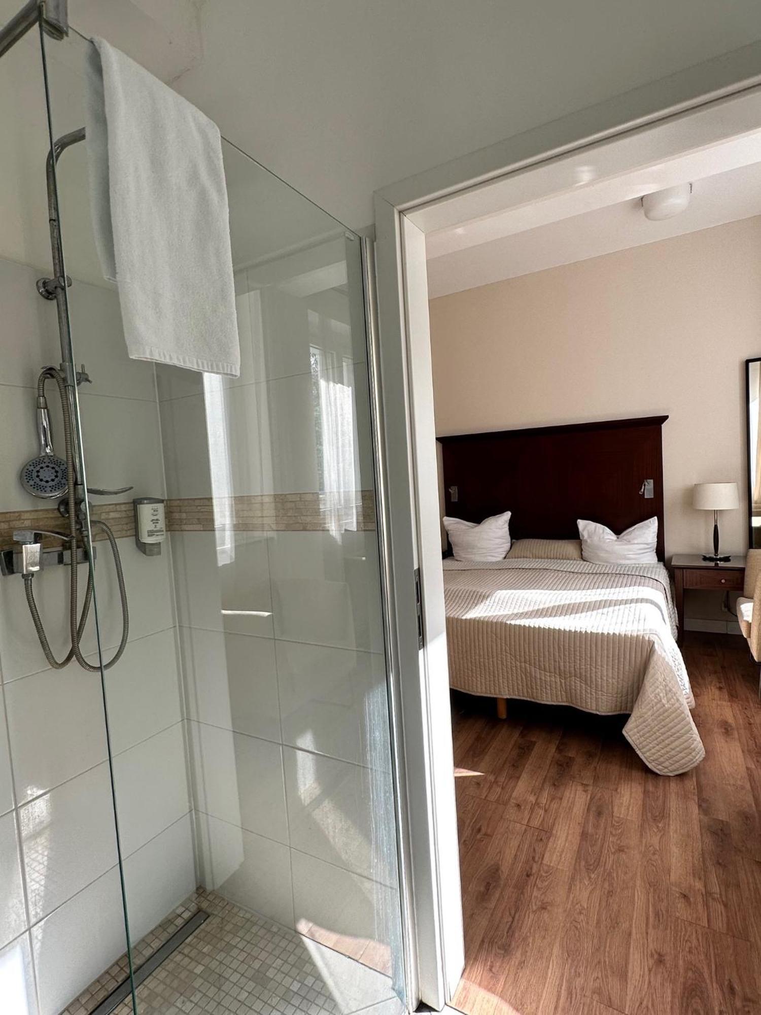 Park Apart Hotel Gatower Str. 柏林 外观 照片
