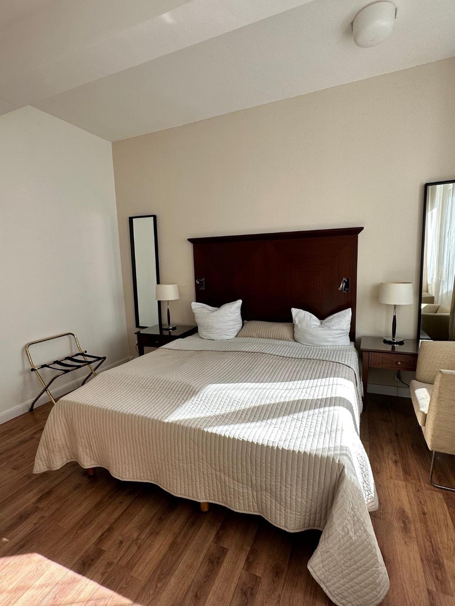 Park Apart Hotel Gatower Str. 柏林 外观 照片
